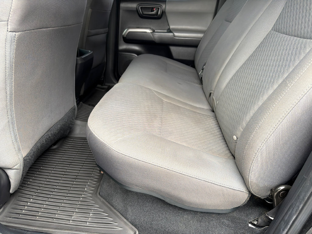 Used 2022 Toyota Tacoma SR5 w/ Technology Package RWD image 25