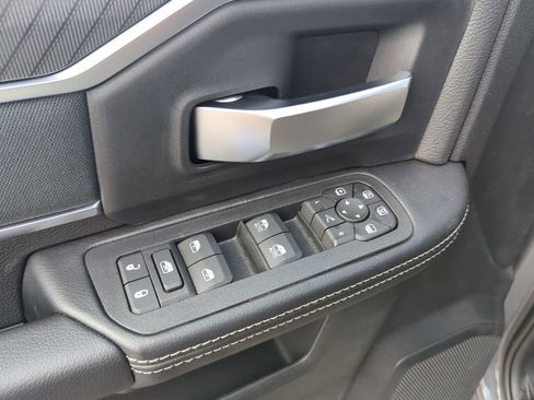 New 2026 RAM 2500 Big Horn AWD/4WD image 38