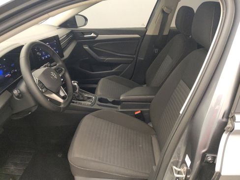 Used 2025 Volkswagen Jetta S image 17