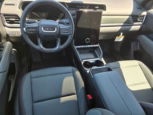 New 2026 GMC Terrain AT4 w/ LPO, Floor Liner Package AWD/4WD image 8