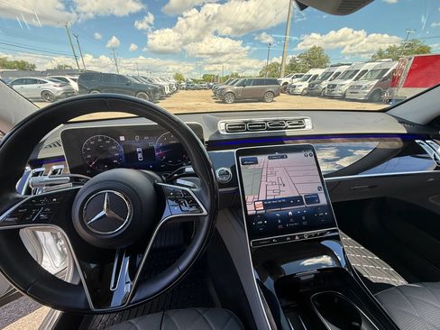 Used 2021 Mercedes-Benz S 580 4MATIC Sedan w/ AMG Line image 19