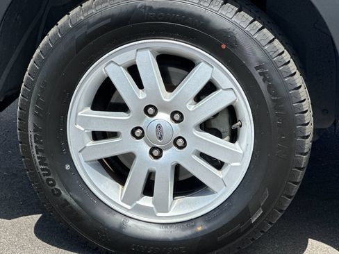 Used 2010 Ford Explorer Sport Trac XLT RWD image 28