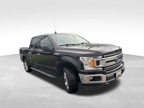 Used 2020 Ford F150 XLT w/ Equipment Group 302A Luxury AWD/4WD image 4