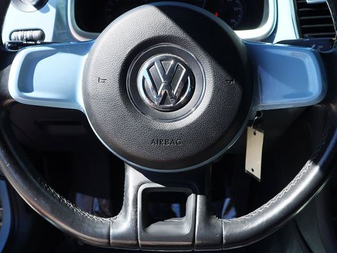 Used 2012 Volkswagen Beetle 2.5 image 47