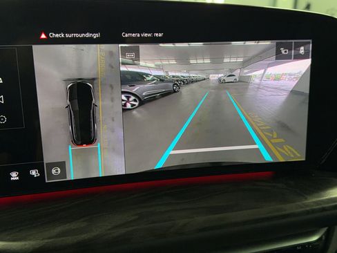 New 2025 Audi Q5 Premium Plus AWD/4WD image 24