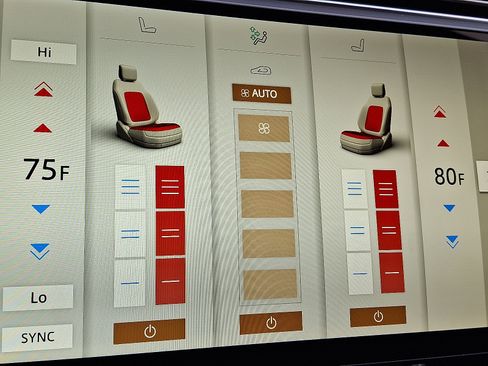 New 2025 Land Rover Range Rover SE image 21