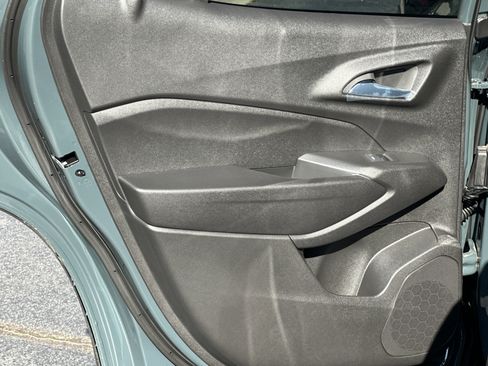 New 2025 Chevrolet Trax LT w/ Driver Confidence Package image 22