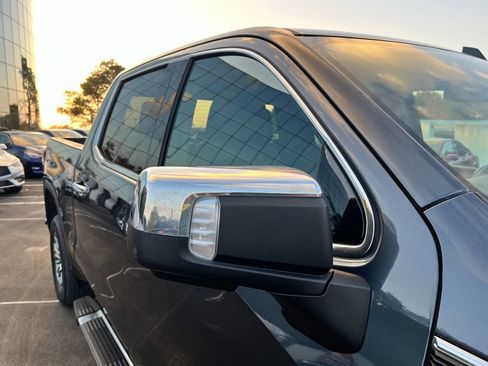 Used 2020 GMC Sierra 1500 SLT image 15