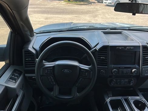 Used 2018 Ford F150 XL w/ Equipment Group 101A Mid AWD/4WD image 25