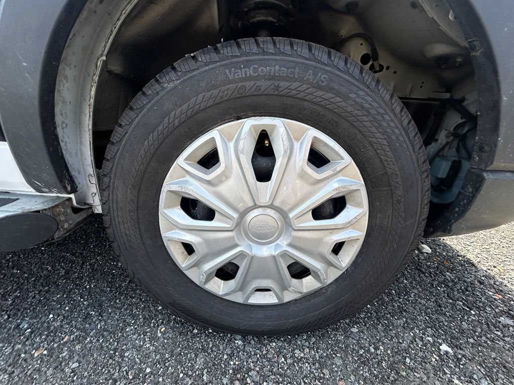Used 2025 Ford Transit 250 Low Roof w/ Exterior Upgrade Package RWD image 15