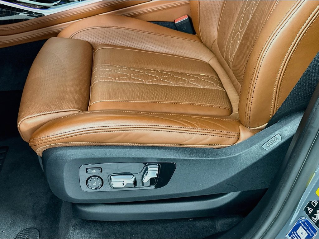 Used 2024 BMW ALPINA XB7 AWD/4WD image 20