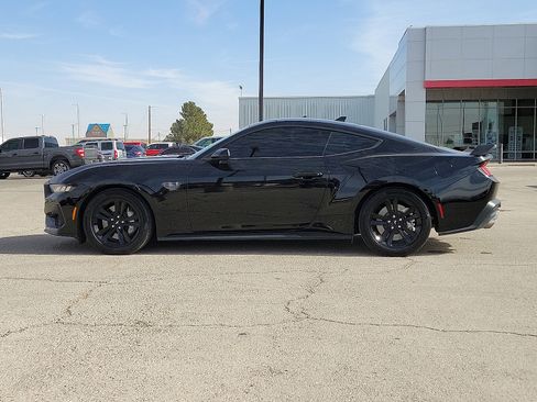 Used 2025 Ford Mustang GT image 2