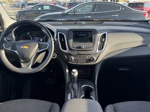 Used 2019 Chevrolet Equinox LT image 17