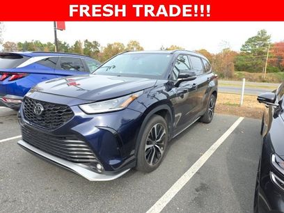 Used 2022 Toyota Highlander XSE