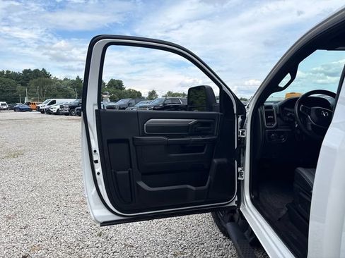 Used 2025 RAM 2500 Tradesman AWD/4WD image 17