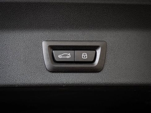 Used 2024 BMW X3 M40i w/ Premium Package image 20