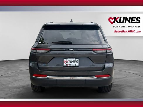 Used 2024 Jeep Grand Cherokee Limited 4xe AWD/4WD image 9