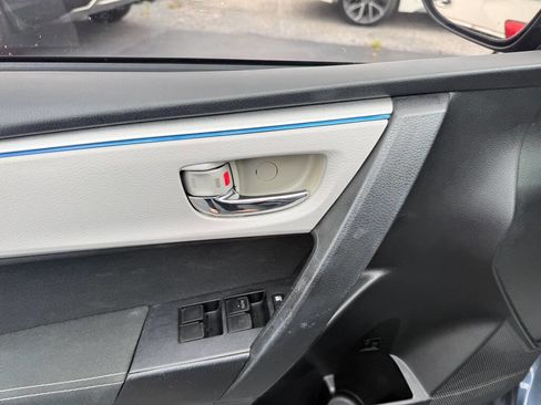 Used 2016 Toyota Corolla LE FWD image 9
