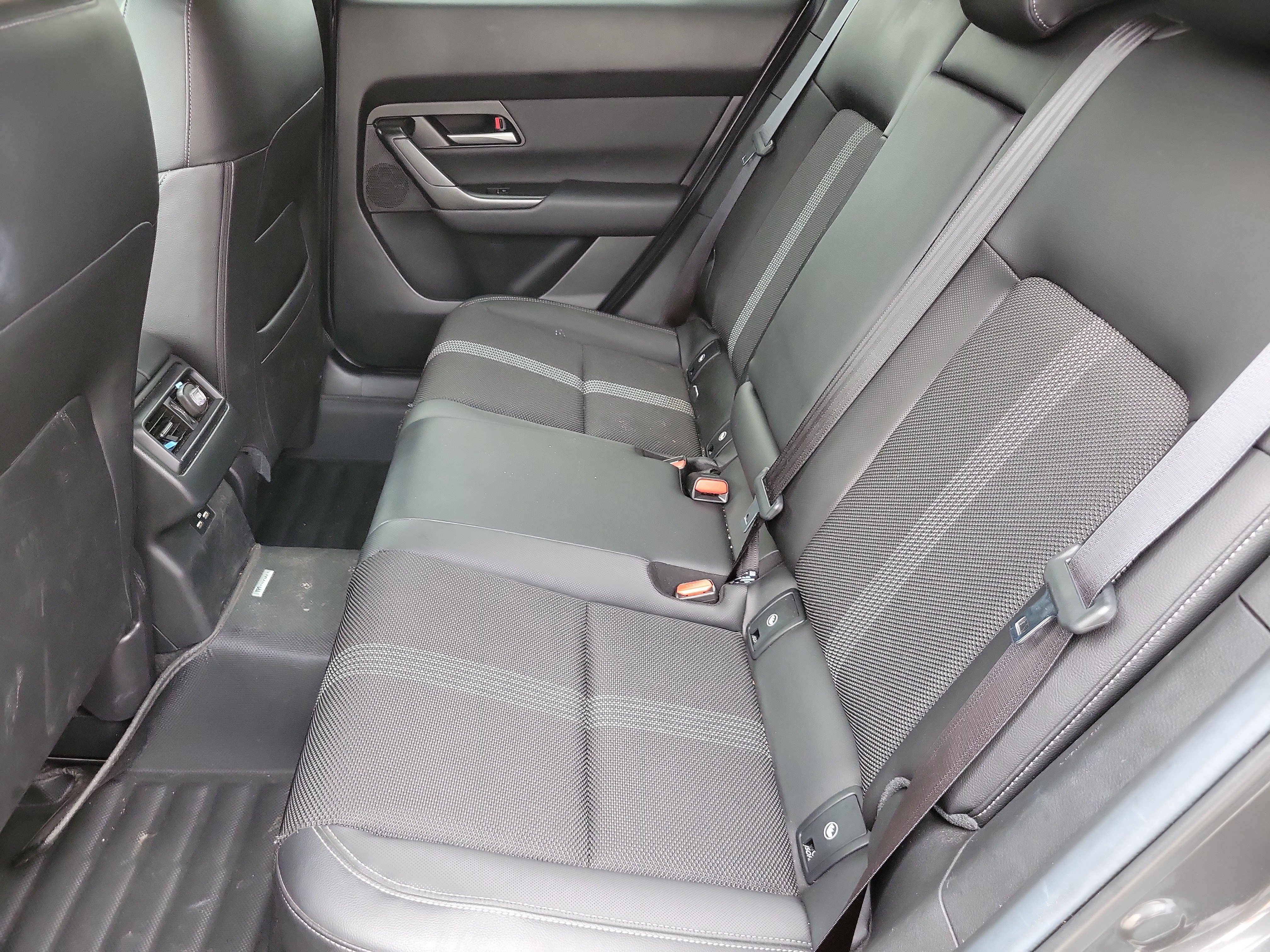 Used 2024 MAZDA CX-50 AWD 2.5 S w/ Cargo Package image 12