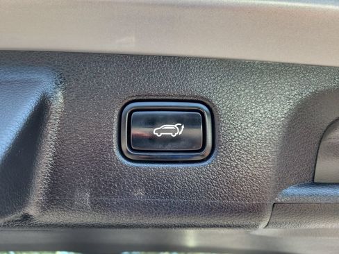 Used 2024 Hyundai Palisade Calligraphy FWD image 12