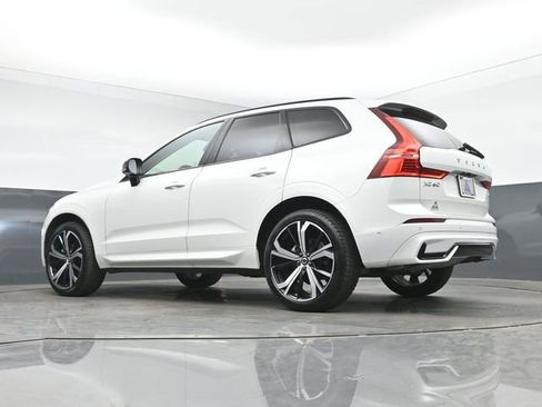 Used 2023 Volvo XC60 B5 Ultimate w/ Protection Package Premier AWD/4WD image 44