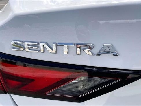 Certified 2025 Nissan Sentra SV FWD image 7