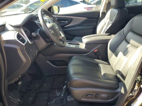 Certified 2024 Nissan Murano SV image 15