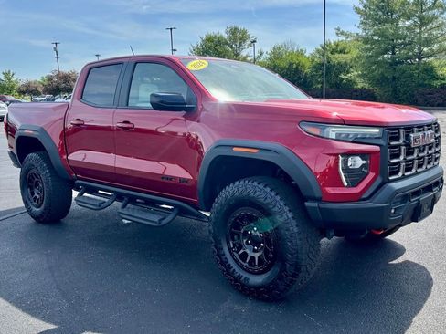 Used 2024 GMC Canyon AT4X w/ AT4X AEV Edition AWD/4WD image 9