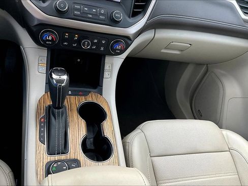 Used 2017 GMC Acadia Denali w/ Technology Package image 18