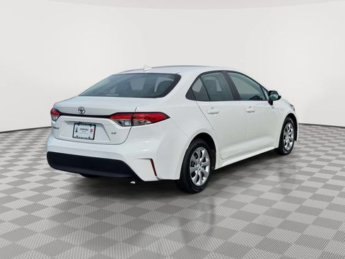 Used 2024 Toyota Corolla LE FWD image 7