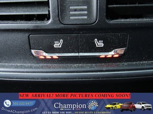 Used 2020 Porsche Macan AWD/4WD image 9