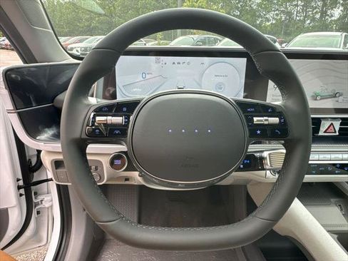 New 2025 Hyundai Ioniq 6 SEL image 19