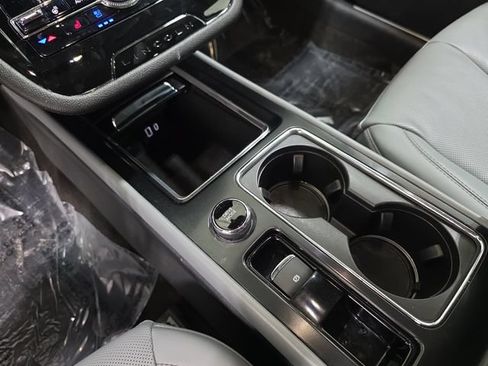 Certified 2022 Lincoln Corsair AWD w/ Equipment Group 101A image 22