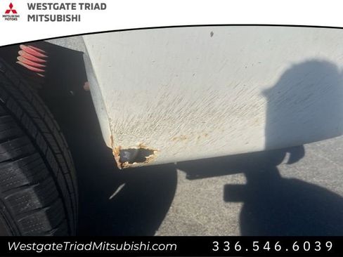 Used 2004 Chevrolet Suburban LS w/ Preferred Equipment Group image 8