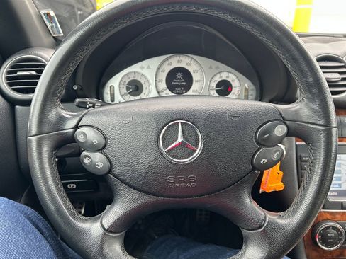 Used 2008 Mercedes-Benz CLK 350 Cabriolet image 16