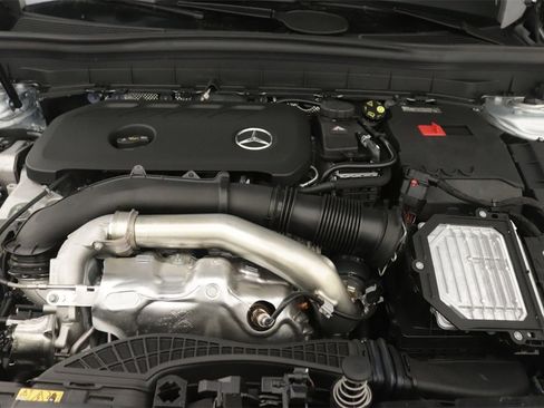 New 2026 Mercedes-Benz GLB 250 image 11