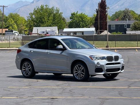 Used 2017 BMW X4 M40i AWD/4WD image 3
