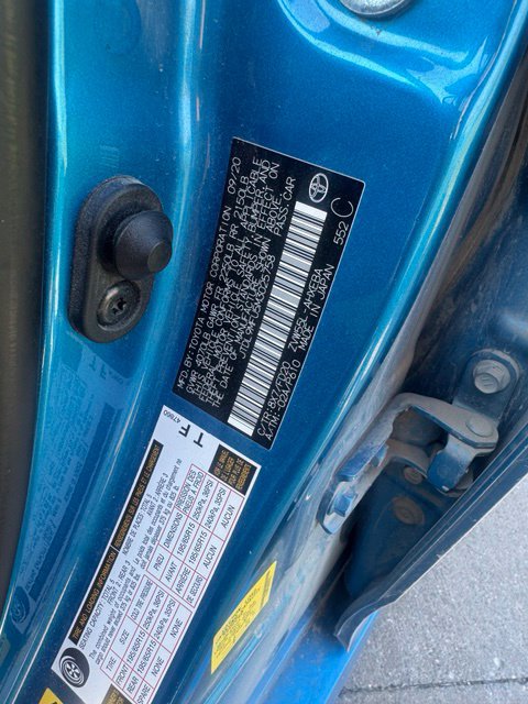 Used 2021 Toyota Prius LE AWD/4WD image 12