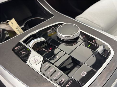 New 2027 BMW X7 xDrive40i AWD/4WD image 15