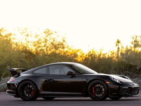 Used 2018 Porsche 911 GT3 image 21