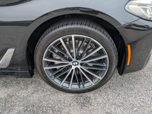 Used 2021 BMW 530e RWD image 12