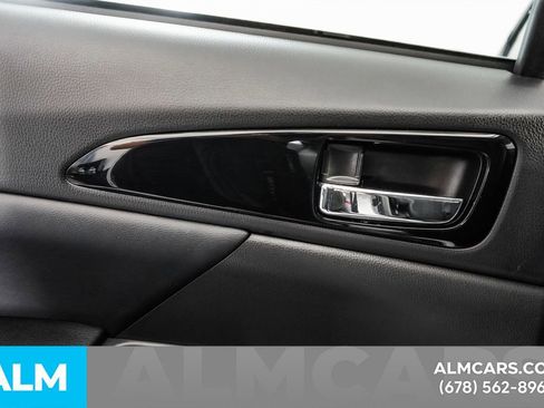 Used 2024 Mitsubishi Eclipse Cross SE image 57