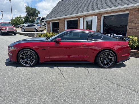 Used 2019 Ford Mustang GT Premium w/ Performance Package - Level 2 RWD image 12