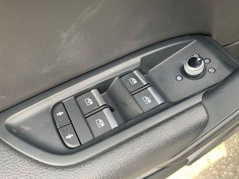 Used 2021 Audi Q5 2.0T Premium image 15