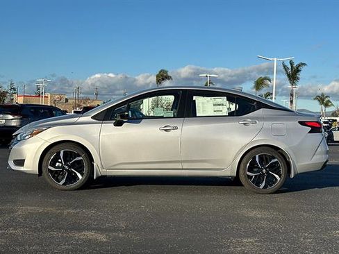 New 2025 Nissan Versa SR w/ Trunk Package image 7