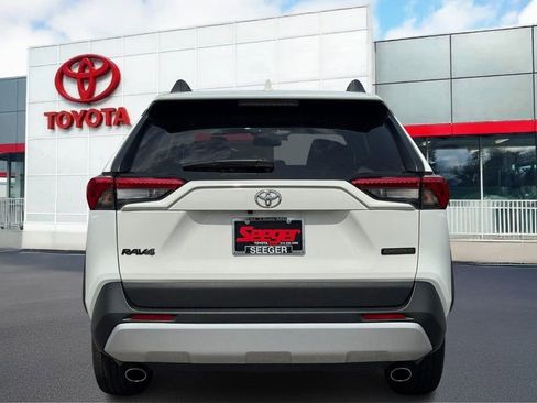 Used 2024 Toyota RAV4 Adventure AWD/4WD image 6
