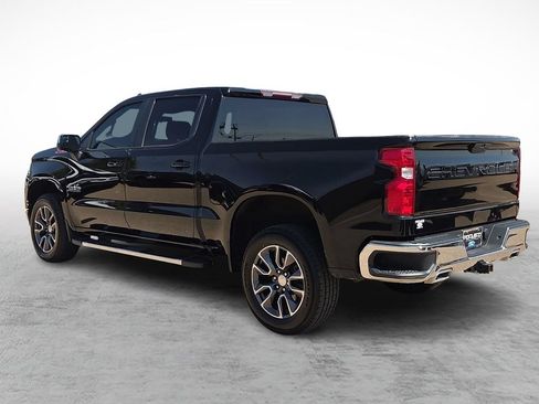 Used 2021 Chevrolet Silverado 1500 LT w/ Z71 Off-Road Package AWD/4WD image 7