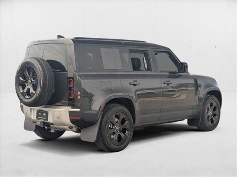 New 2025 Land Rover Defender 110 S image 2