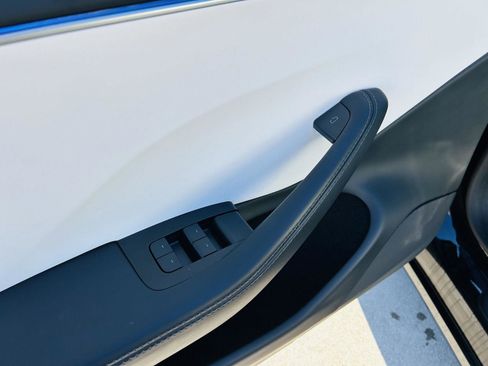 Used 2024 Tesla Model 3 Long Range image 16