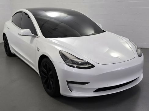 Used 2020 Tesla Model 3 Long Range AWD/4WD image 4